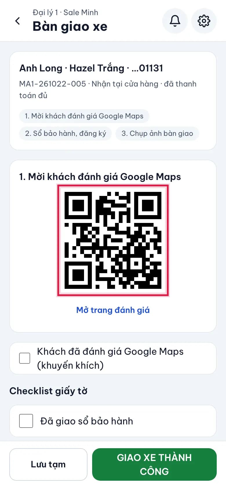 Bàn giao xe cho khách: Mời khách đánh giá Google